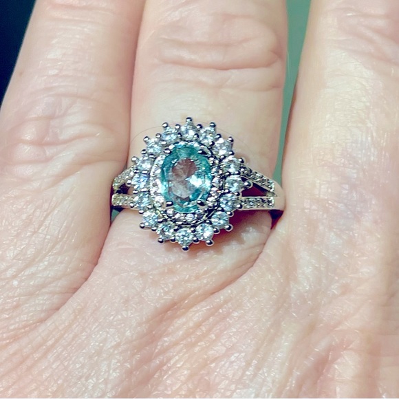 925 Sterling silver  & Aquamarine’ surrounded by 5A CZs stones - Picture 6 of 10